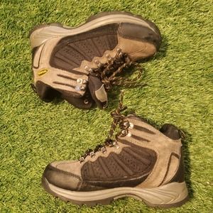 Kid's Boys Girls Unisex Nevados Tucson Hi Suede Hiking Boots Size 4